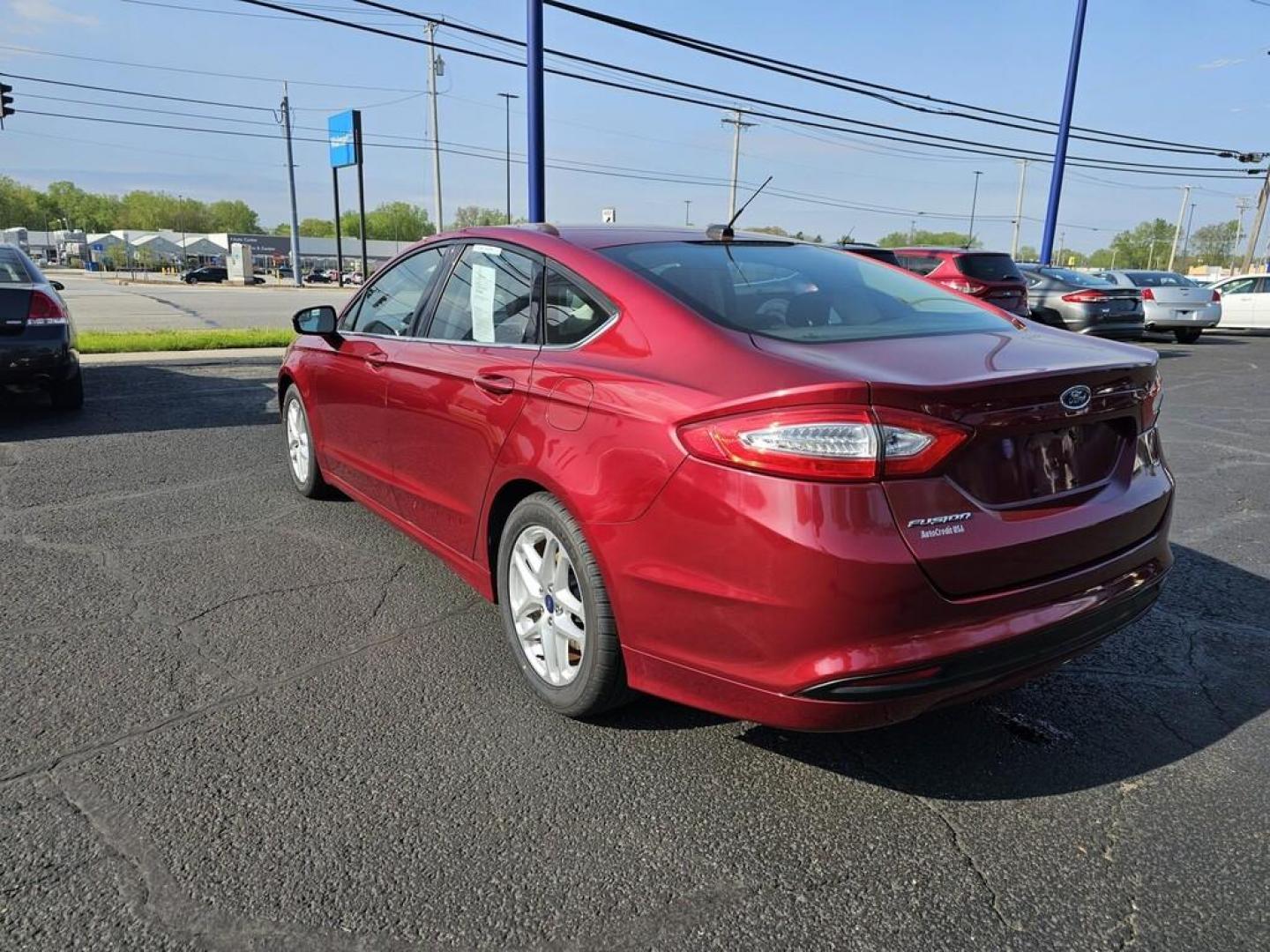 2015 RED FORD FUSION SE (3FA6P0H76FR) , located at 5744 Central Avenue, Toledo, OH, 43615, (419) 724-0130, 41.676781, -83.682137 - Photo#2