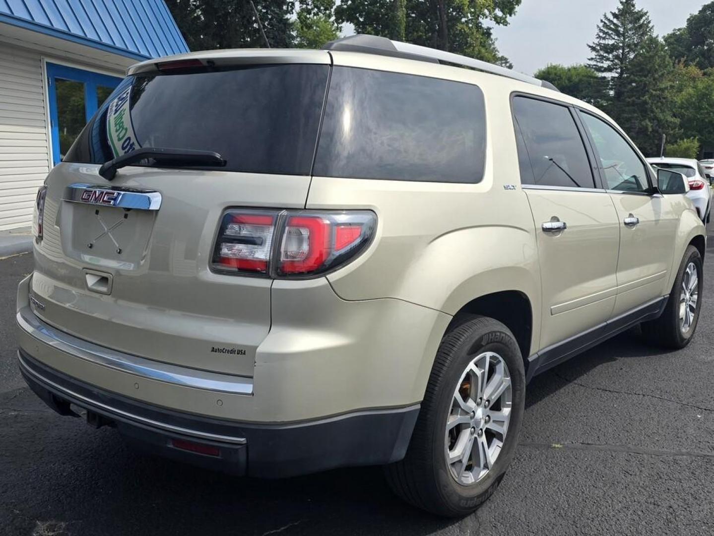 2015 GOLD GMC ACADIA SLT1 (1GKKRRKD2FJ) , located at 5744 Central Avenue, Toledo, OH, 43615, (419) 724-0130, 41.676781, -83.682137 - Photo#3