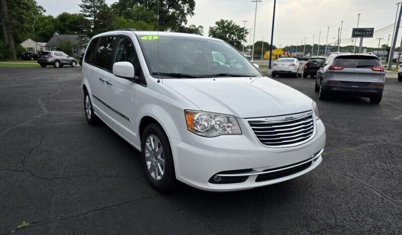 photo of 2014 Chrysler TOWN  and  COUNTRY TOURI