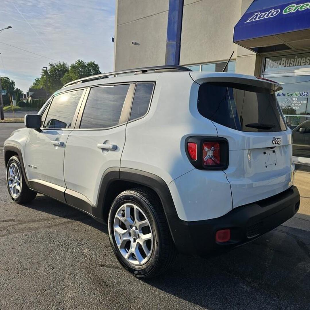 2015 WHITE JEEP RENEGADE (ZACCJABT8FP) , located at 502 South Main Street, Columbia City, IN, 46725, (260) 244-4645, 41.151382, -85.490578 - Photo#3