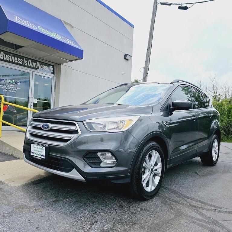 photo of 2018 Ford ESCAPE SE