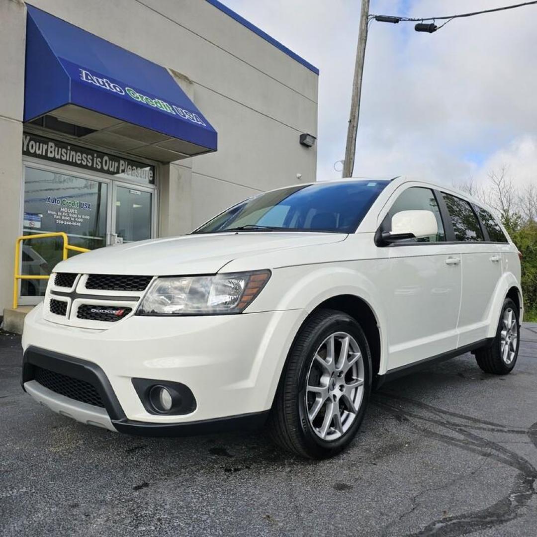 2018 WHITE DODGE JOURNEY R/T GT (3C4PDCEGXJT) with an 3.6L V-6 engine, 6 speed AT transmission, located at 502 South Main Street, Columbia City, IN, 46725, (260) 244-4645, 41.151382, -85.490578 - Photo#0