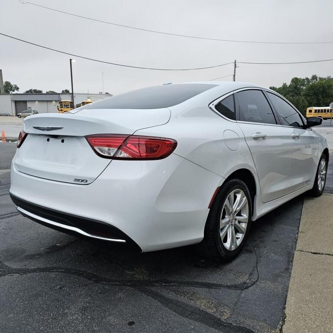 2015 WHITE CHRYSLER 200 Limited (1C3CCCAB6FN) with an 2.4L I-4 engine, 9 speed AT transmission, located at 502 South Main Street, Columbia City, IN, 46725, (260) 244-4645, 41.151382, -85.490578 - Photo#2