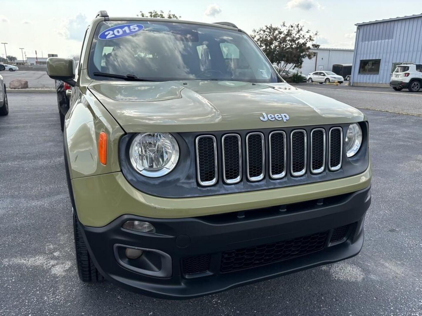 2015 GREEN JEEP RENEGADE LATITUDE (ZACCJBBT9FP) , located at 100 West Coliseum Boulevard, Fort Wayne, IN, 46805, (260) 471-0567, 41.118340, -85.141014 - Photo#0