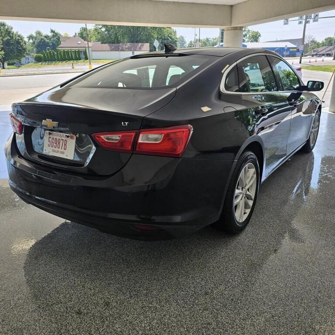 2017 BLACK CHEVROLET MALIBU LT (1G1ZE5ST7HF) , located at 502 South Main Street, Columbia City, IN, 46725, (260) 244-4645, 41.151382, -85.490578 - Photo#3