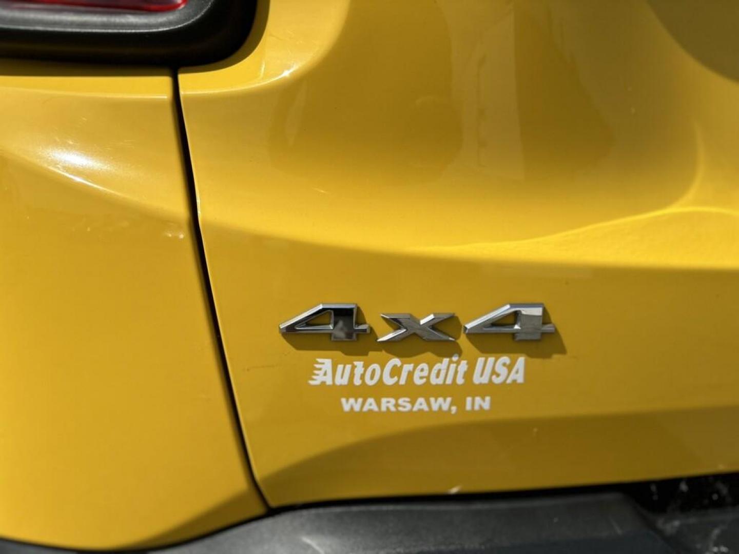 2015 YELLOW JEEP RENEGADE LATITUDE (ZACCJBBT8FP) , located at 15 Petro Dr, Warsaw, IN, 46582, (574) 306-0055, 41.273563, -85.857544 - Photo#5