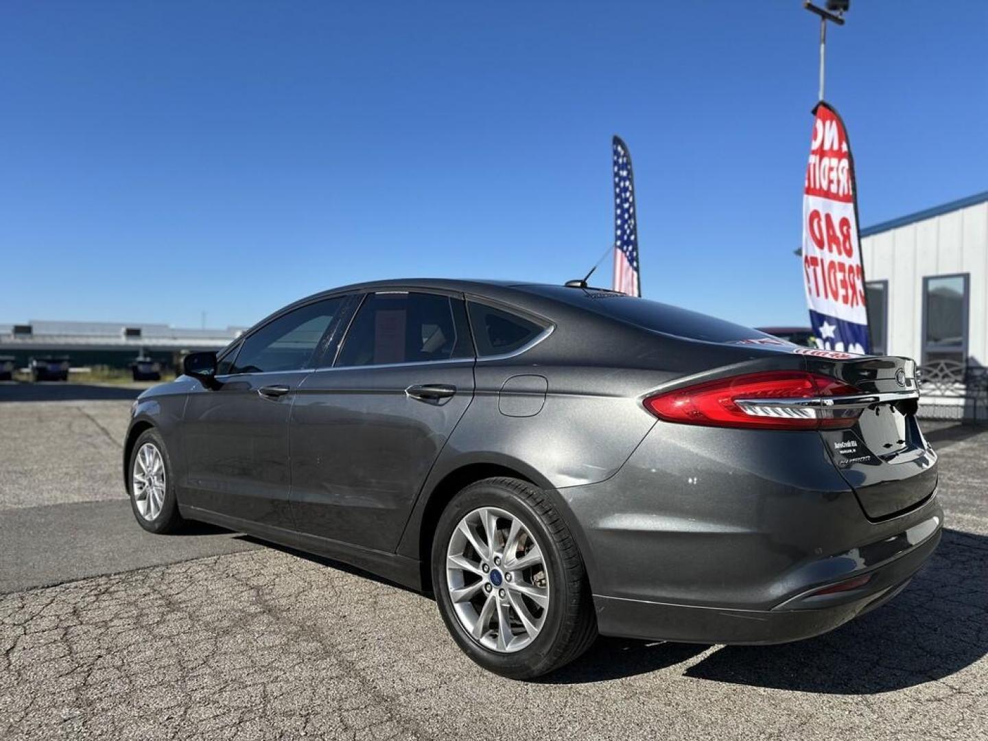 2017 GRAY FORD FUSION SE (3FA6P0HD4HR) , located at 15 Petro Dr, Warsaw, IN, 46582, (574) 306-0055, 41.273563, -85.857544 - Photo#6