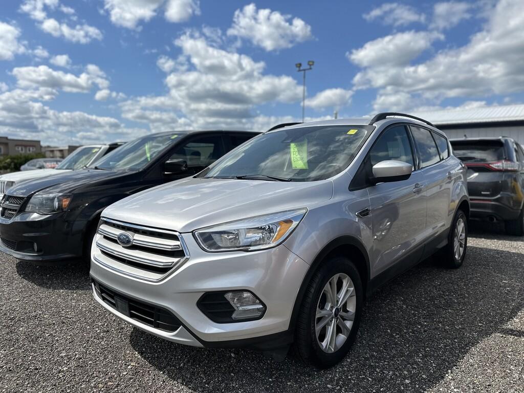 photo of 2018 Ford ESCAPE SE